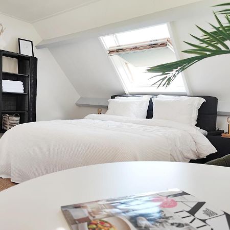 Guesthouse At The Amstel River With 2Br 2Ba And Garden Amstelveen Buitenkant foto