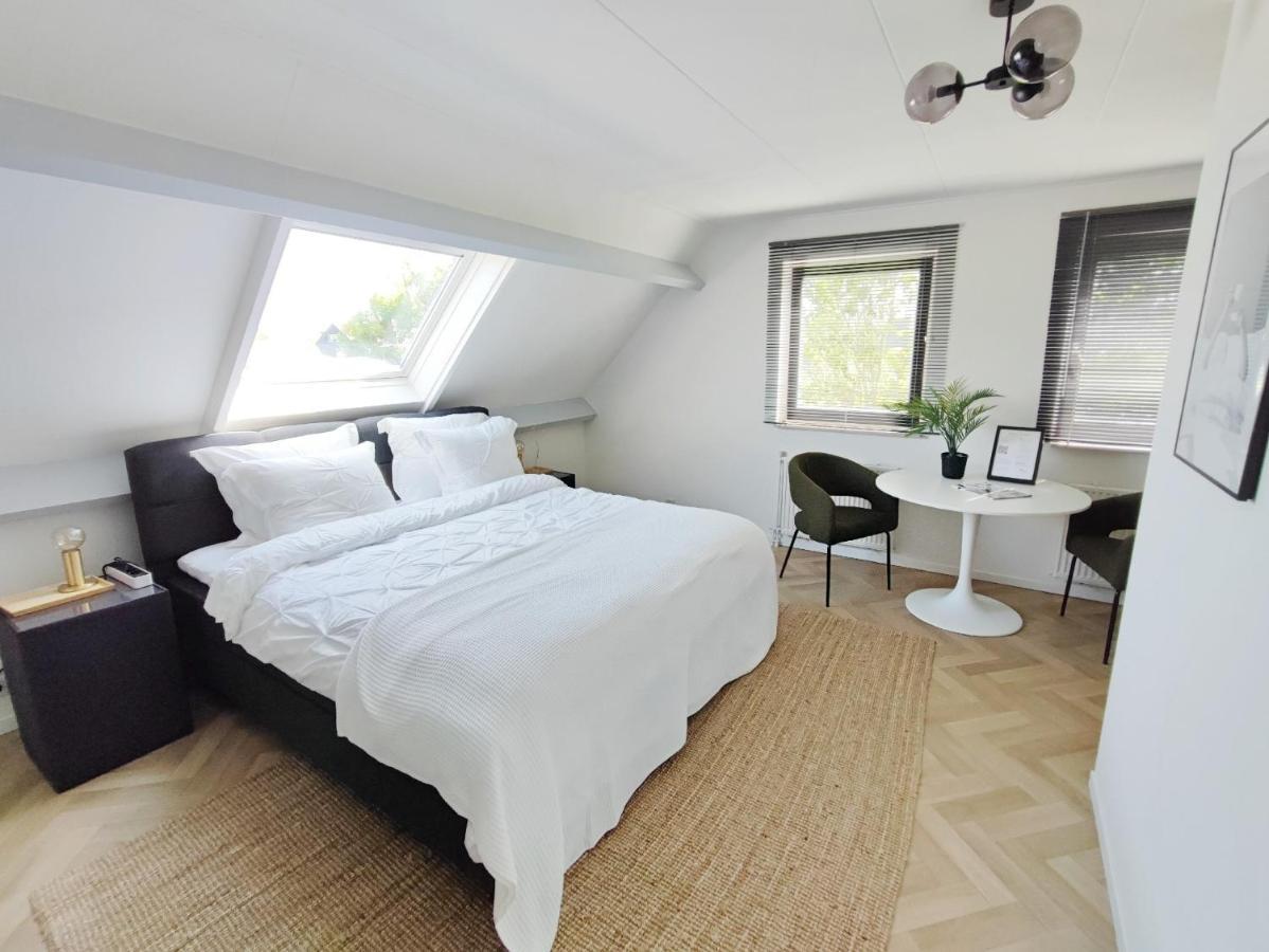 Guesthouse At The Amstel River With 2Br 2Ba And Garden Amstelveen Buitenkant foto